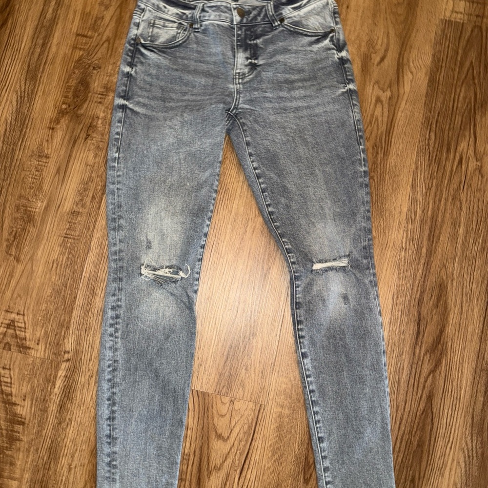 Cabi Womens sz 4 Jeans Gray Denim High Rise Skinny Medium Wash Distressed